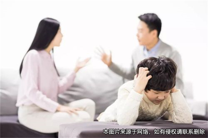 离婚后男方拒绝交出女儿，女方向法院申请强制执行